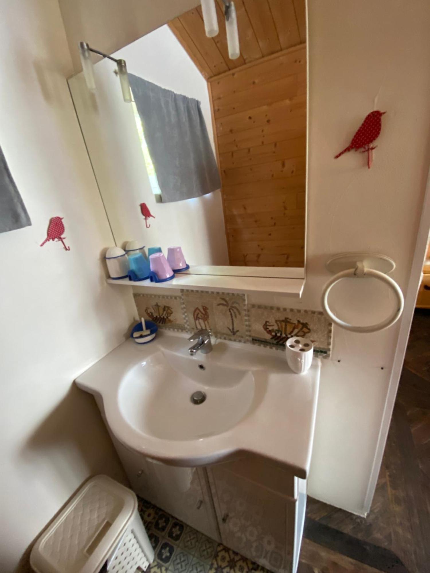 Périgny La Maison Du Canal De Rompsay - 5 Min De La Rochelle Bed & Breakfast エクステリア 写真